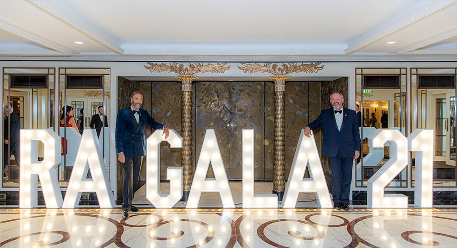 Veo-Events-Light-Up-Letters-Gala-Dinner